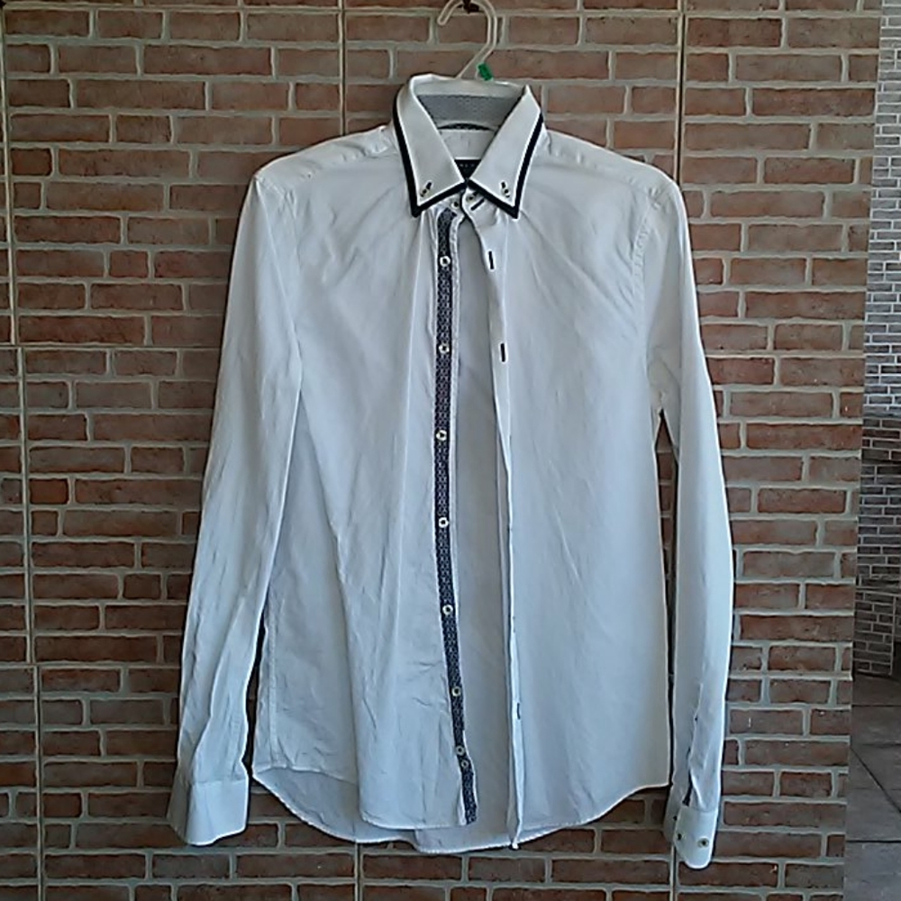 White button down shirt
